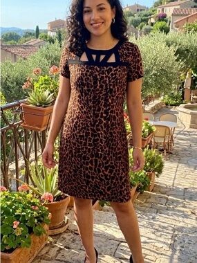 👗Per Seption Woman’s Animal Print Dress Size M